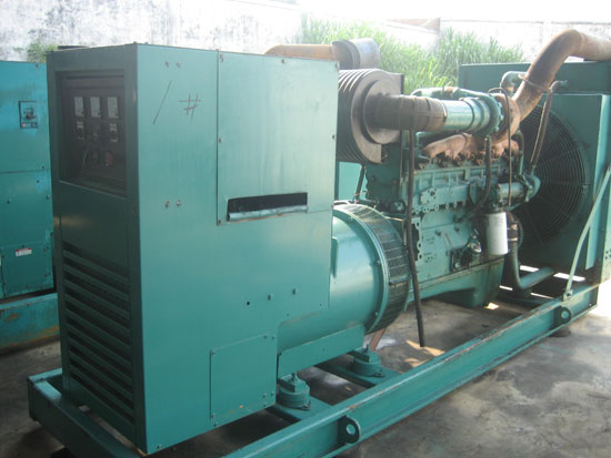 岱山租赁发电机- 发电机碳刷磨损的原因是什么