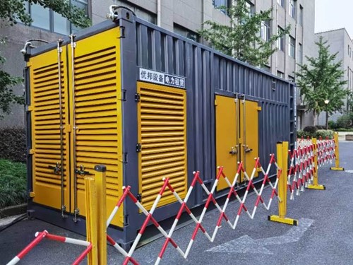 岱山如何使用转速表检查发动机的转速？